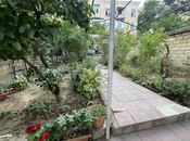 Satılır 3 otaqlı həyət evi/bağ evi 150 m², Badamdar q., photo 2 from 6