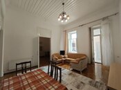 Сдаётся 2-комн. вторичка 93 м², м. Низами, photo 1 from 8