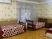İcarəyə verilir 3 otaqlı köhnə tikili 140 m², Azadlıq Prospekti m., photo 1 from 5