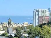 Продаётся 3-комн. вторичка 75 м², м. Ичеришехер, photo 1 from 8