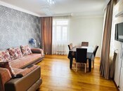 Сдаётся 3-комн. новостройка 90 м², м. Иншаатчылар, photo 1 from 8