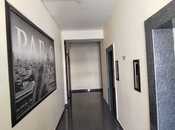 Продаётся 3-комн. новостройка 180 м², м. Низами, photo 2 from 8