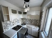 Satılır 2 otaqlı köhnə tikili 55 m², Elmlər Akademiyası m., photo 1 from 8