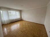 Satılır 4 otaqlı köhnə tikili 115 m², Neftçilər m., photo 1 from 8