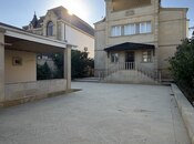 Satılır 8 otaqlı həyət evi/bağ evi 450 m², Badamdar q., photo 2 from 8