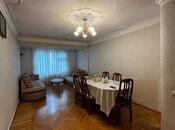 Satılır 3 otaqlı köhnə tikili 95 m², Elmlər Akademiyası m., photo 2 from 8
