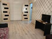 Satılır 2 otaqlı köhnə tikili 60 m², İnşaatçılar m., photo 2 from 7