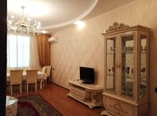 Сдаётся 3-комн. новостройка 150 м², м. Элмляр Академиясы, photo 3 from 8