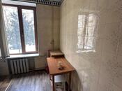 Satılır 3 otaqlı köhnə tikili 85 m², Nizami m., photo 6 from 8