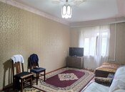 Satılır 3 otaqlı köhnə tikili 60 m², Qara Qarayev m., photo 1 from 8