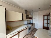 Satılır 4 otaqlı köhnə tikili 105 m², Elmlər Akademiyası m., photo 4 from 8