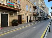 Satılır 3 otaqlı köhnə tikili 90 m², Sahil m., photo 1 from 8