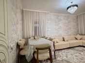Продаётся 2-комн. вторичка 65 м², м. Ази Асланов, photo 1 from 8