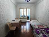 Satılır 3 otaqlı köhnə tikili 70 m², Nizami m., photo 1 from 8