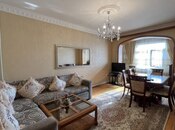 Satılır 4 otaqlı köhnə tikili 110 m², Əhmədli m., photo 1 from 8