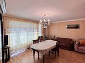 Продаётся 2-комн. вторичка 57 м², м. Нефтчиляр, photo 1 from 8