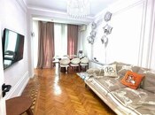 Продаётся 3-комн. вторичка 100 м², м. Низами, photo 2 from 8