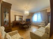 Satılır 4 otaqlı köhnə tikili 105 m², İnşaatçılar m., photo 2 from 8