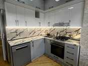 Satılır 4 otaqlı köhnə tikili 110 m², İnşaatçılar m., photo 2 from 8