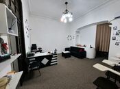 Satılır 5 otaqlı köhnə tikili 190 m², 28 May m., photo 3 from 8