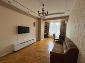 Сдаётся 2-комн. новостройка 65 м², м. Нефтчиляр, photo 1 from 8