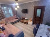 Satılır 2 otaqlı köhnə tikili 60 m², Hövsan q., photo 1 from 8