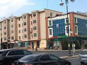Продаётся 1-комн. вторичка 35 м², м. Иншаатчылар, photo 1 from 8