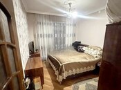 Продается 3-комн. вторичка 70 м², м. Ази Асланов, photo 3 from 8