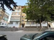 Satılır 2 otaqlı köhnə tikili 45 m², Həzi Aslanov m., photo 1 from 8