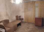 Продаётся 2-комн. вторичка 50 м², м. Элмляр Академиясы, photo 2 from 8