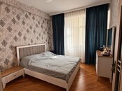 Сдаётся 2-комн. новостройка 70 м², м. 20 января, photo 2 from 8