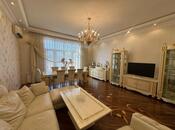 Продаётся 3-комн. новостройка 120 м², м. Ичеришехер, photo 1 from 8