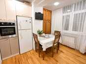 Продаётся 3-комн. вторичка 70 м², м. Кара Караев, photo 8 from 8