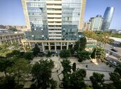 Satılır 3 otaqlı köhnə tikili 125 m², 28 May m., photo 1 from 8