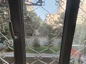 Satılır 2 otaqlı köhnə tikili 60 m², Əhmədli m., photo 1 from 8