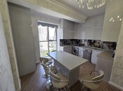 İcarəyə verilir 3 otaqlı yeni tikili 110 m², 28 May m., photo 1 from 8