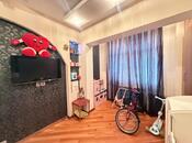 Satılır 5 otaqlı köhnə tikili 110 m², Elmlər Akademiyası m., photo 3 from 8