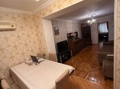 Satılır 3 otaqlı köhnə tikili 70 m², İnşaatçılar m., photo 3 from 8