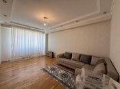 Сдаётся 2-комн. новостройка 80 м², м. Кара Караев, photo 1 from 8