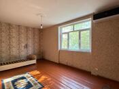 Satılır 2 otaqlı köhnə tikili 60 m², Bakıxanov q., photo 2 from 8