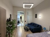Satılır 2 otaqlı köhnə tikili 60 m², Sahil m., photo 1 from 8