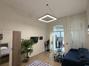Satılır 2 otaqlı köhnə tikili 60 m², Sahil m., photo 2 from 8