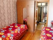Satılır 3 otaqlı köhnə tikili 84 m², Yeni Günəşli q., photo 2 from 5