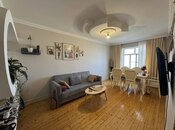 Satılır 3 otaqlı köhnə tikili 83.6 m², Yeni Günəşli q., photo 1 from 4
