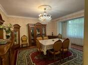 Satılır 4 otaqlı köhnə tikili 120 m², Nəsimi m., photo 2 from 8