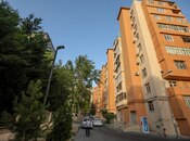 Продаётся 3-комн. вторичка 65 м², м. Ахмедлы, photo 1 from 8