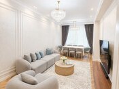Сдаётся 4-комн. новостройка 180 м², м. Низами, photo 1 from 8