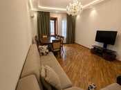 Сдаётся 3-комн. вторичка 80 м², м. Низами, photo 1 from 8