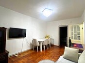 Satılır 2 otaqlı köhnə tikili 65.5 m², İnşaatçılar m., photo 3 from 8