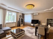 Satılır 4 otaqlı yeni tikili 205 m², Nizami m., photo 1 from 8
